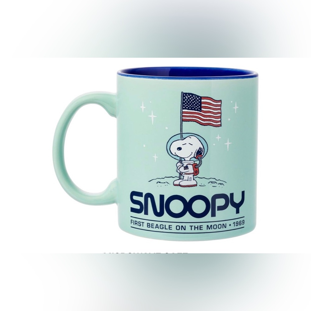Silver Buffalo Peanuts “First Beagle on the Moon” Ceramic Mug new Snoopy
